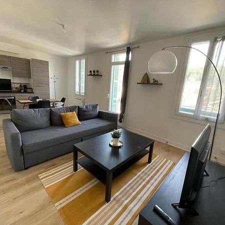 Appartement Avec Terrasse, Parking Gratuit 佩里格 外观 照片