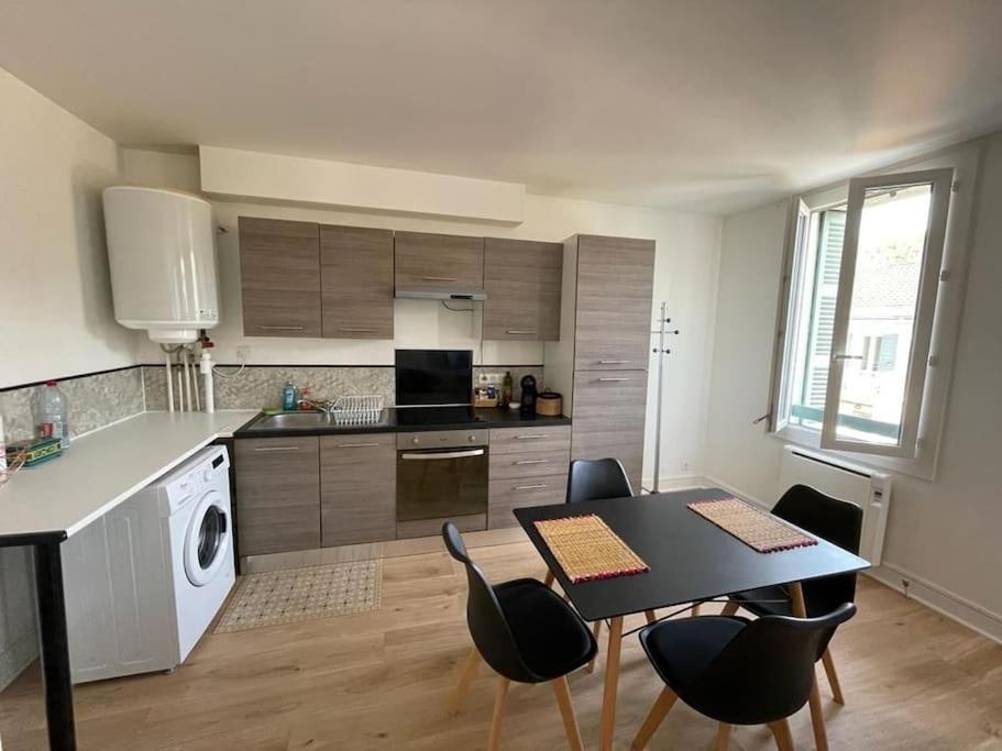Appartement Avec Terrasse, Parking Gratuit 佩里格 外观 照片